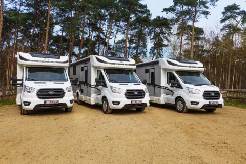 campers vooraanzicht